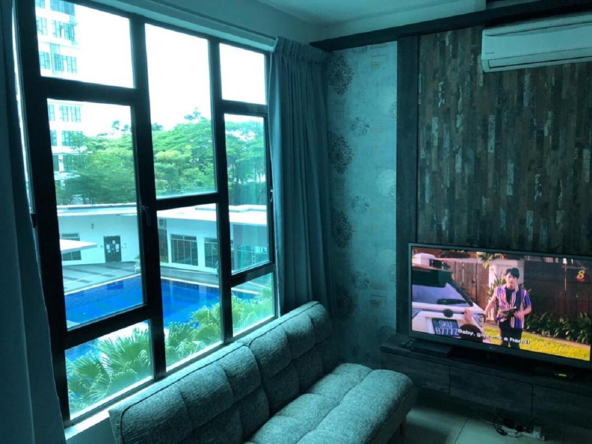 02-Austin Regency Homestay For 2Pax Pool View Johor Bahru Dış mekan fotoğraf